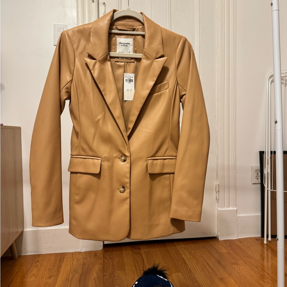 Abercrombie & Fitch Tan Blazer